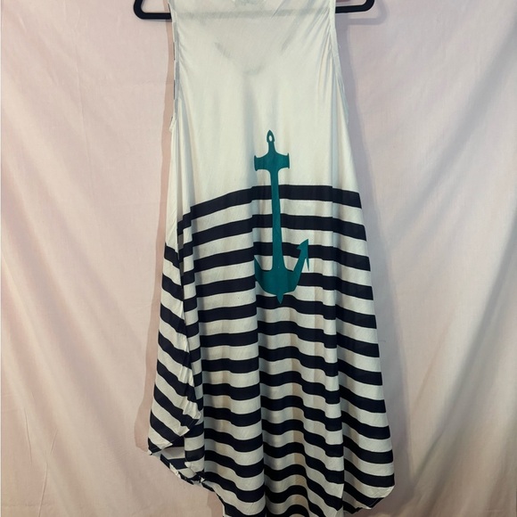 Long flowing anchor top - Picture 8 of 10